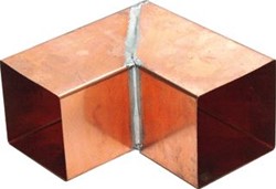 WENTZEL VIERKANTE FITTING MET 2 AANSLUIT. KOPER WANDDIKTE 0.6MM BOCHT BOCHTUITVOERING HAAKSE BOCHT HOEK 90GRADEN OPPERVLAKTEBESCHERMING GEEN (ONBEHANDELD) VIERKANTMAAT 80MM AANSLUITING  4430001308