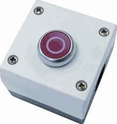 EATON RMQ-TITAN M22 DRUKKNOPKAST COMPLEET KNOP: ROOD O (WIT) CONTACT: 1M+1V AFM. BEH.: B-72MM H-80MM D-56MM FRONT CHROOM