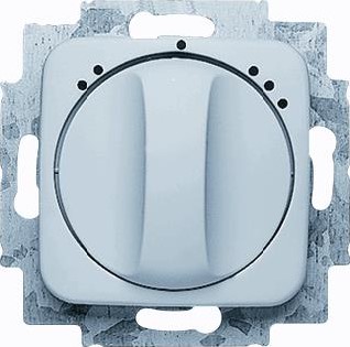 ABB BUSCH JAEGER VENTILATORSCHAKELAAR 1P CENTRAALPLAAT 3-STANDEN INBOUW SI CREME 2CKA001164A0136