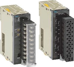 OMRON 4 ANALOOG UIT 12 BITS OMSCHAKELBAAR:-10/+10 V 0-10 V 0-5 V 1-5 V