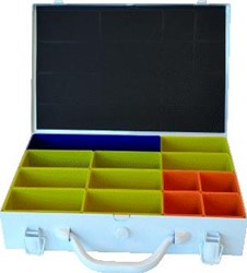 SYSTEC ASSORTIMENTSDOOS LEEG METAAL (HXBXD) 7X33.5X23CM MET HANDVAT UITNEEMBARE INZETBAKJES 13
