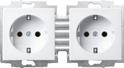 ABB BUSCH JAEGER BALANCE SI 2-VOUDIGE WANDCONTACTDOOS MET RANDAARDE ZONDER AFDEKRAAM MET STEEKKLEMMEN 2-POLIG 250V 16A ALPINWIT 2CKA002014A1483