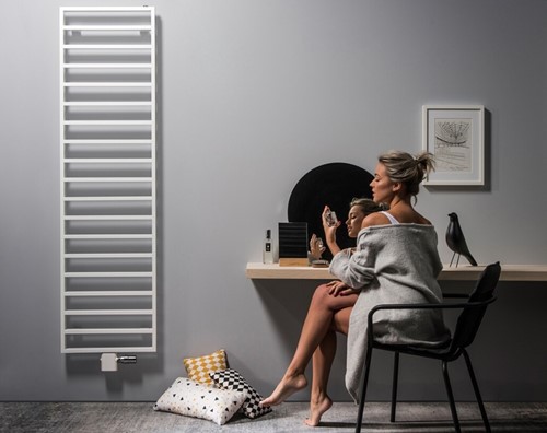 VASCO BATHLINE BA DESIGNRADIATOR HORIZONTAAL 1420X600MM 770W (11314-06) -AANSLUITING 1188 WIT (RAL9016) 1131406001420118890162800
