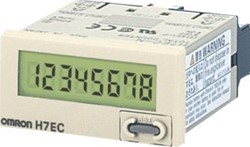 OMRON 48X24 MM IP66 LCD-8 CIJFERS OPTELLEND INCL. BATTERIJ NPN/CONTACT IN 30 HZ/1 KHZ SCHROEFAANSLUITING H7ECNOMI