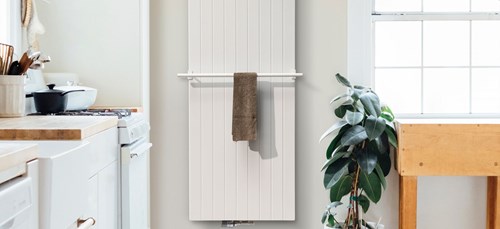 BRUGMAN CENTRIC VERTI LINE PANEELRADIATOR TYPE22 1800X800 VERKEERSWIT RAL9016 INCL-MONTAGESETE 1344242218080