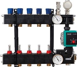 HENCO 2 GROEPS COMPOSIET VERDELER 1-2-EN 2X 3-4-REGELBAAR MET DEBIETMETING EN A-LABEL POMP UFH-0405CDP02
