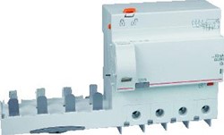LEGRAND AARDLEKBLOK DX3 4P 125A 30MA TYPE F 410637