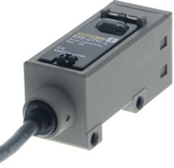 OMRON EENRICHTINGS LICHTSCHERM PHOTO ELECTRIC SENSORS E3S E3SCT11L5MOMS