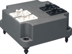 ABB DEKSEL 3640 MET ADELS CONNECTOR 2X(2X3-P) + AANSLUITDRADEN GERECYCLED KUNSTSTOF 1SPA007131F9545