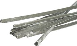 WENTZEL ZACHTSOLDEER DRIEKANTE STAAF. 10X10 TIN/LOOD DIAMETER 10MM TINAANDEEL 50% GEWICHT 0.25KG 6045000300