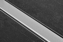 EASY DRAIN COMPACT ZERO RVS DOUCHEGOOT LXB= 900X60MM RECHTHOEKIG MET RVS ROOSTER SCHUIFEIND HORIZONTAAL 50MM MET SIFON EDCOMZ90050